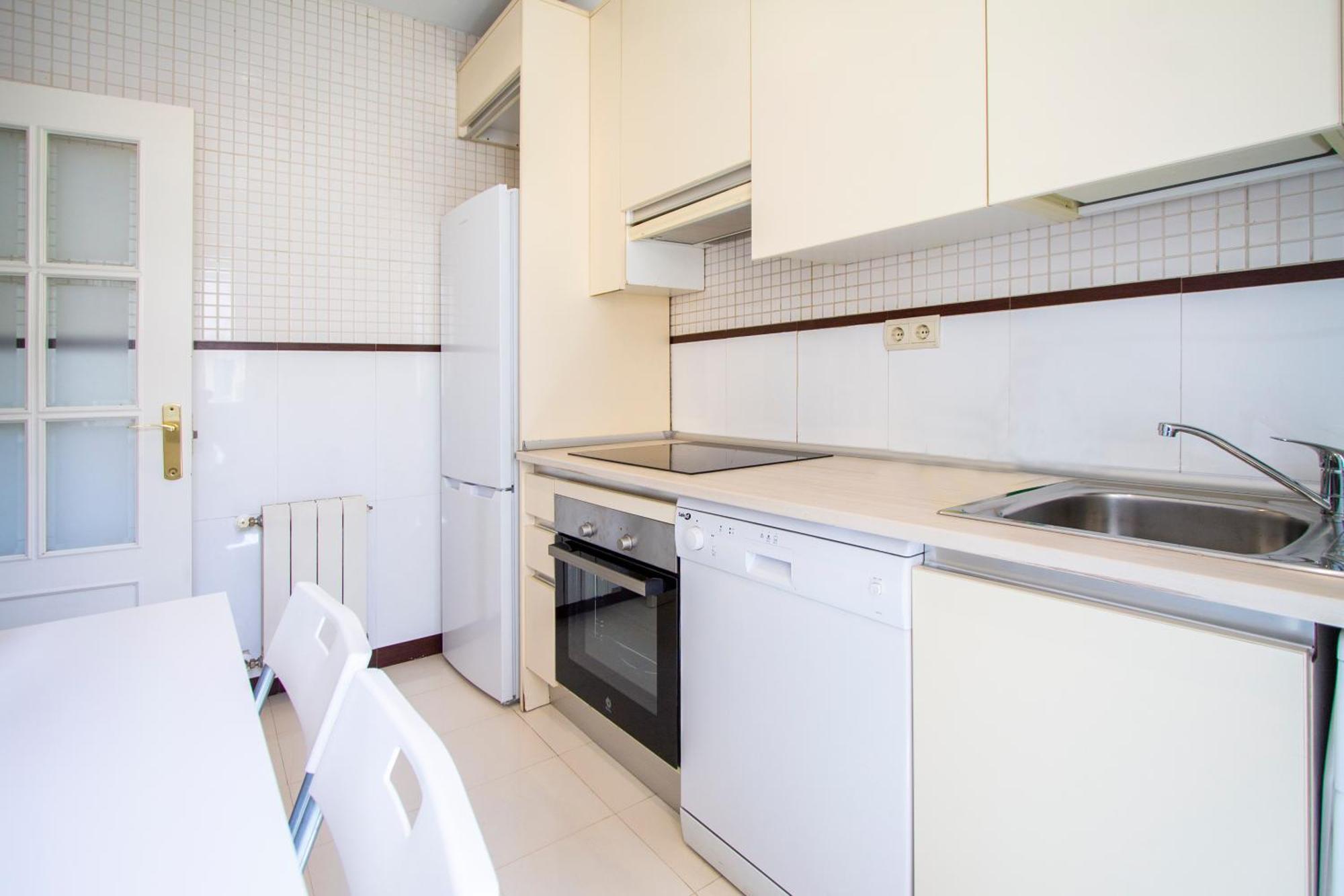Apartamentos Dali Madrid Buitenkant foto