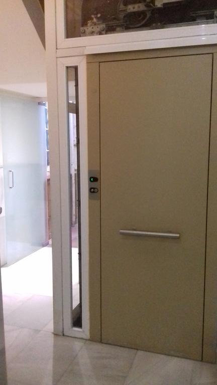 Apartamentos Dali Madrid Buitenkant foto